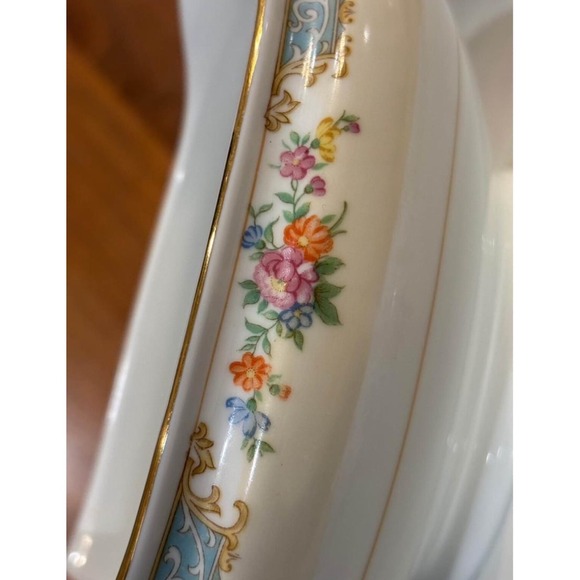 NORITAKE IMPERIAL CHINA 9 1/4" GRAVY SAUCE BOAT WITH ATTACHED UNDERPLATE - Picture 2 of 3